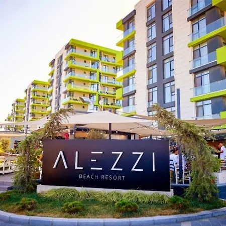 Luxury Pool & 20m De Plaja شقة